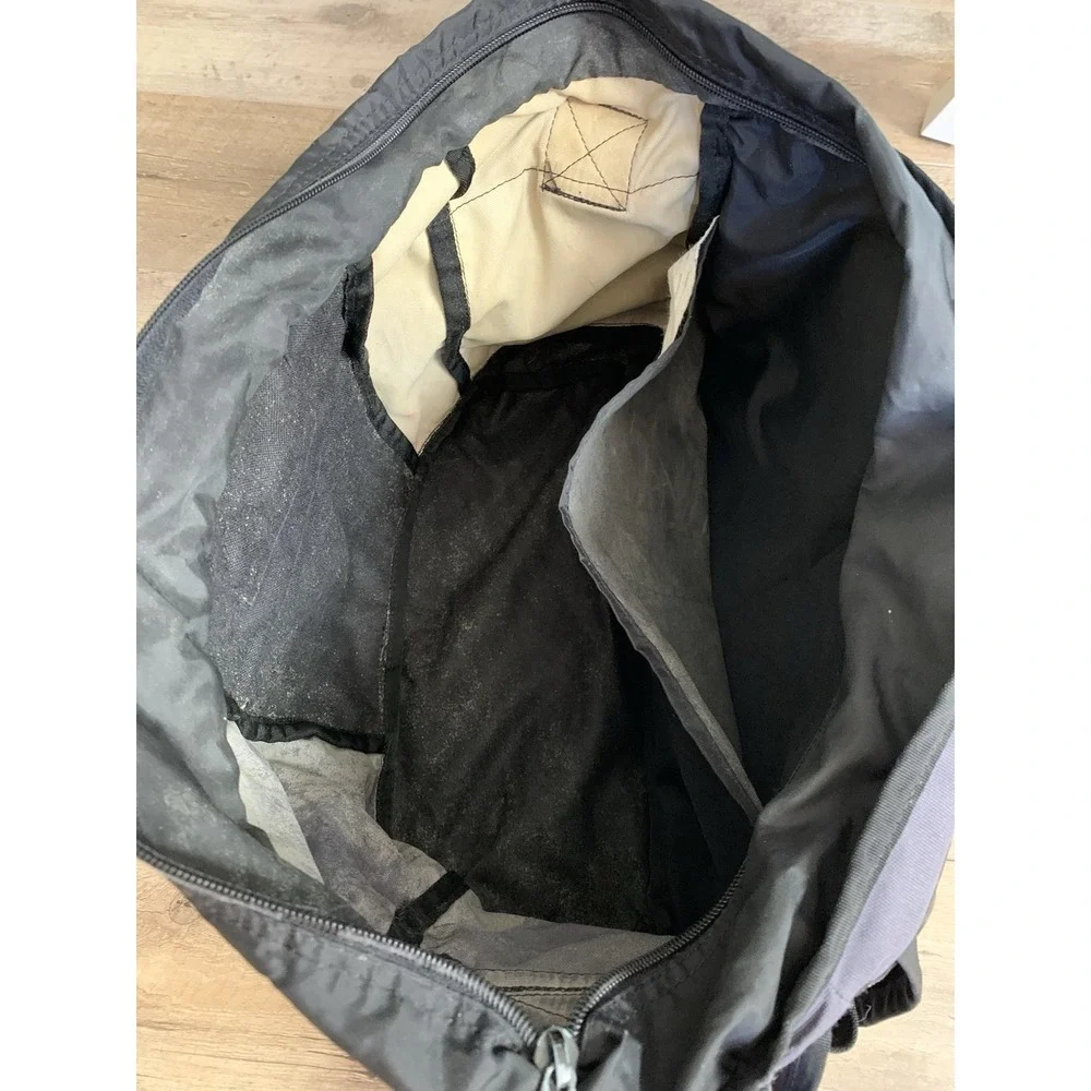 VTG L L Bean Nylon Black/Beige/Gray Crossbody Messenger Laptop Bag.